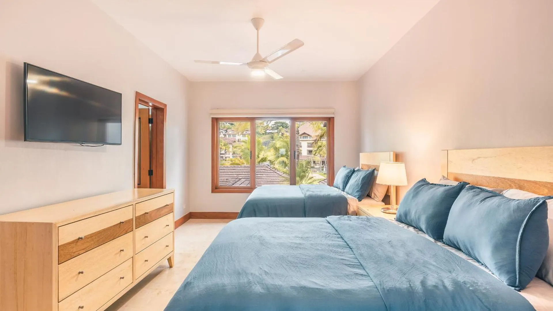 Βίλα 3Br Beachfront Townhouse At Puerto Bahia Samana