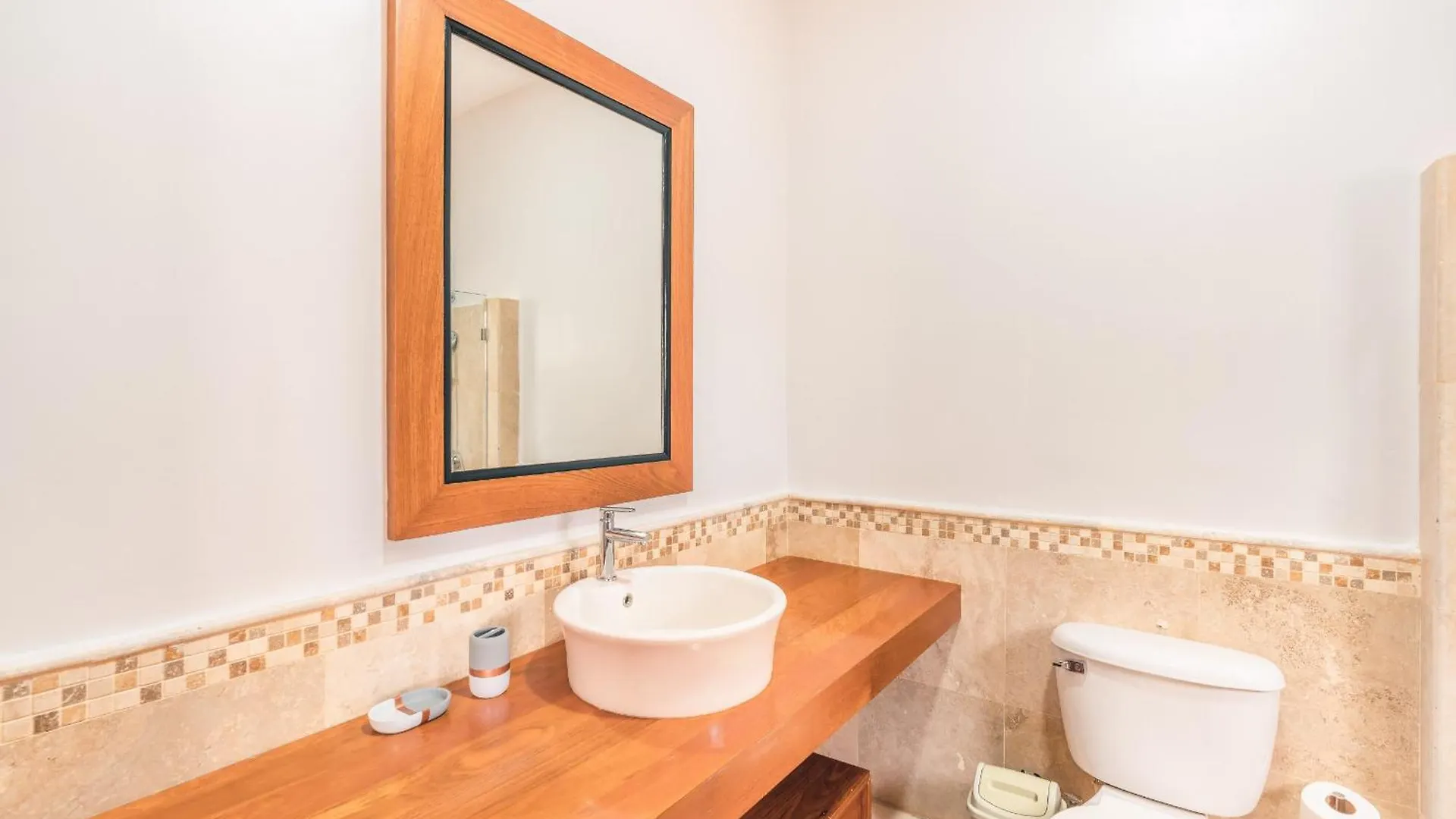 3Br Beachfront Townhouse At Puerto Bahia Samana