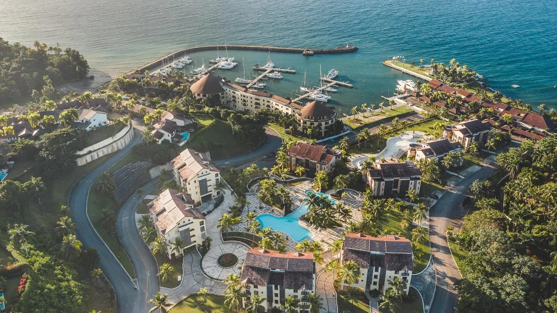 3Br Beachfront Townhouse At Puerto Bahia Samana 0*,  جمهورية الدومينيكان