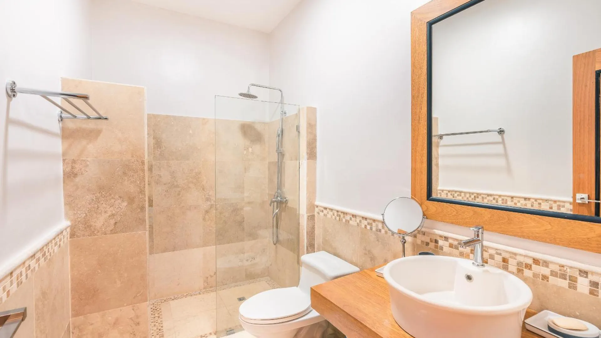 Villa 3Br Beachfront Townhouse At Puerto Bahia Samana