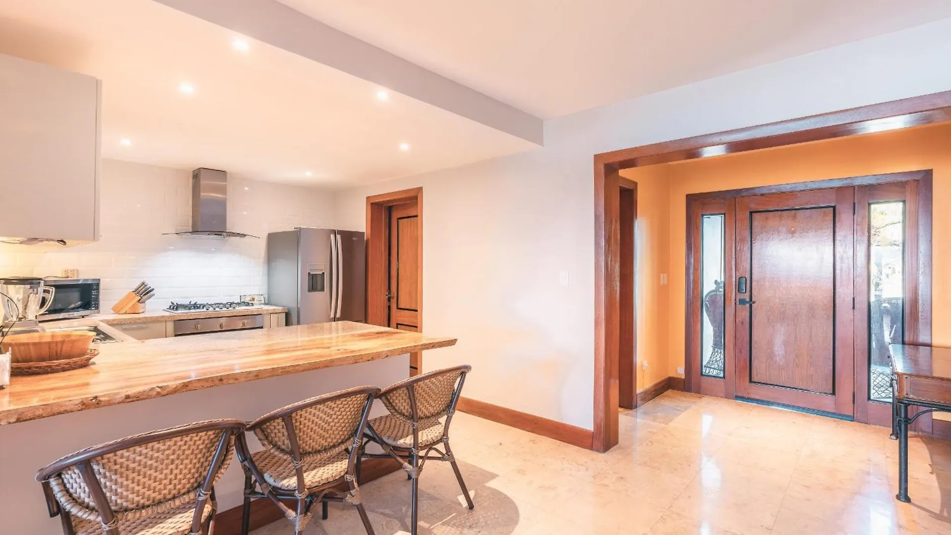 3Br Beachfront Townhouse At Puerto Bahia Samana 0*,  Den Dominikanske Republik